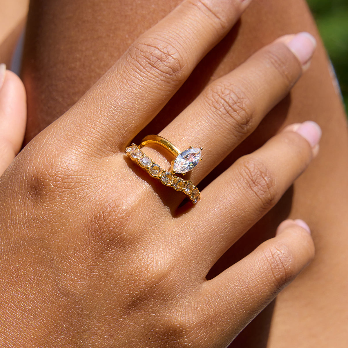 Anillo Doble Banda con Zirconia